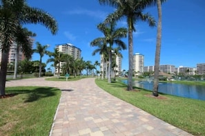 Property grounds - Estero Beach & Tennis Club #801C - Beachfront (Fort Myers Beach)