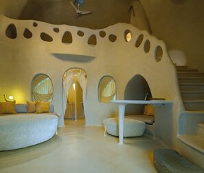 Desk, free WiFi - Swastik Luxury Wellbeing Sanctuary (Pune)