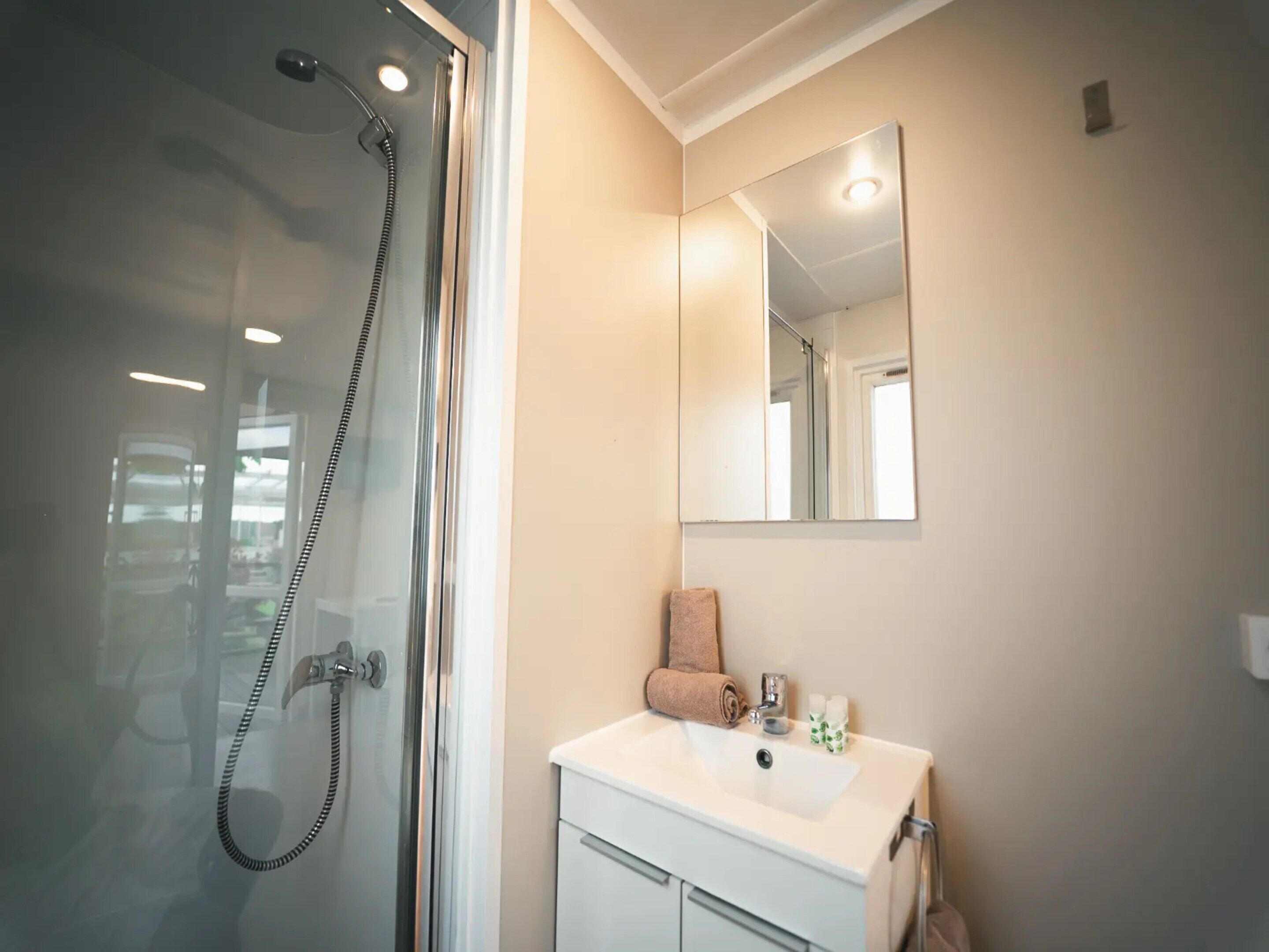 Bungalow | Bathroom