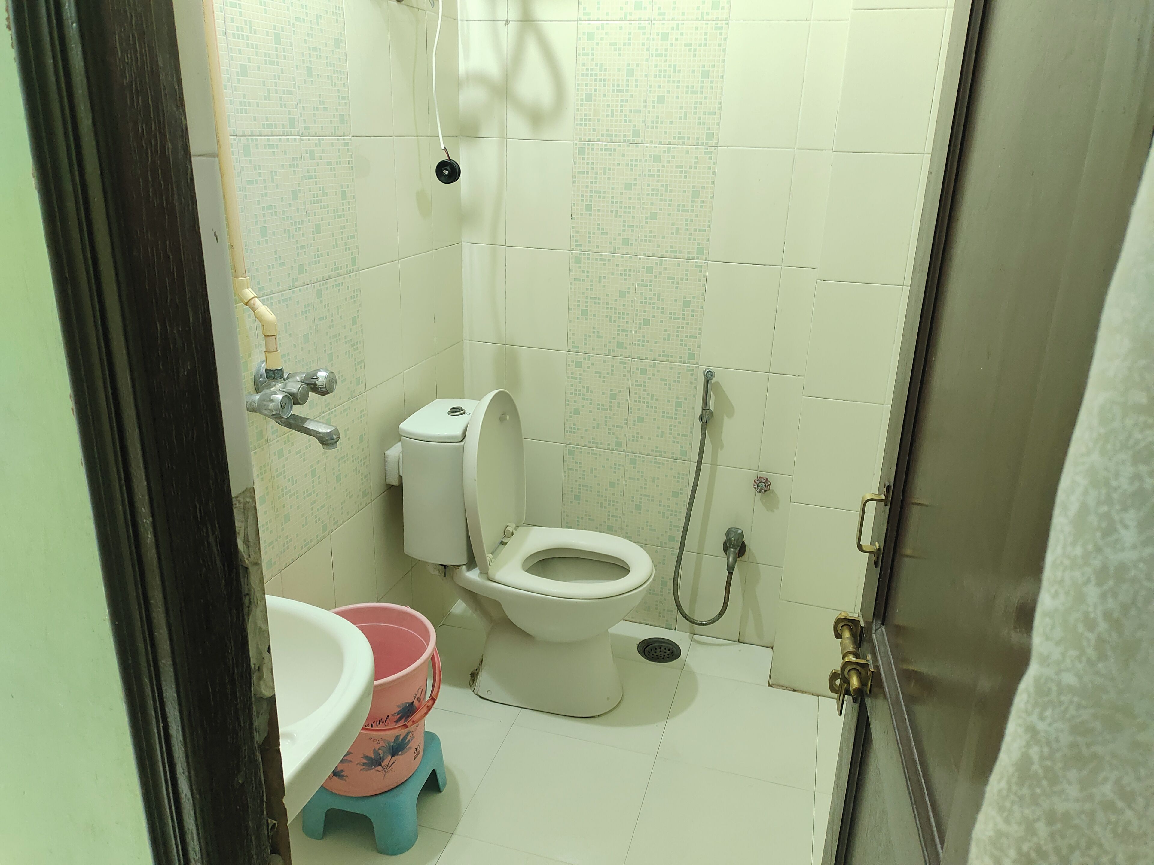 浴室 | 淋浴設備、提供毛巾、番梘、廁紙