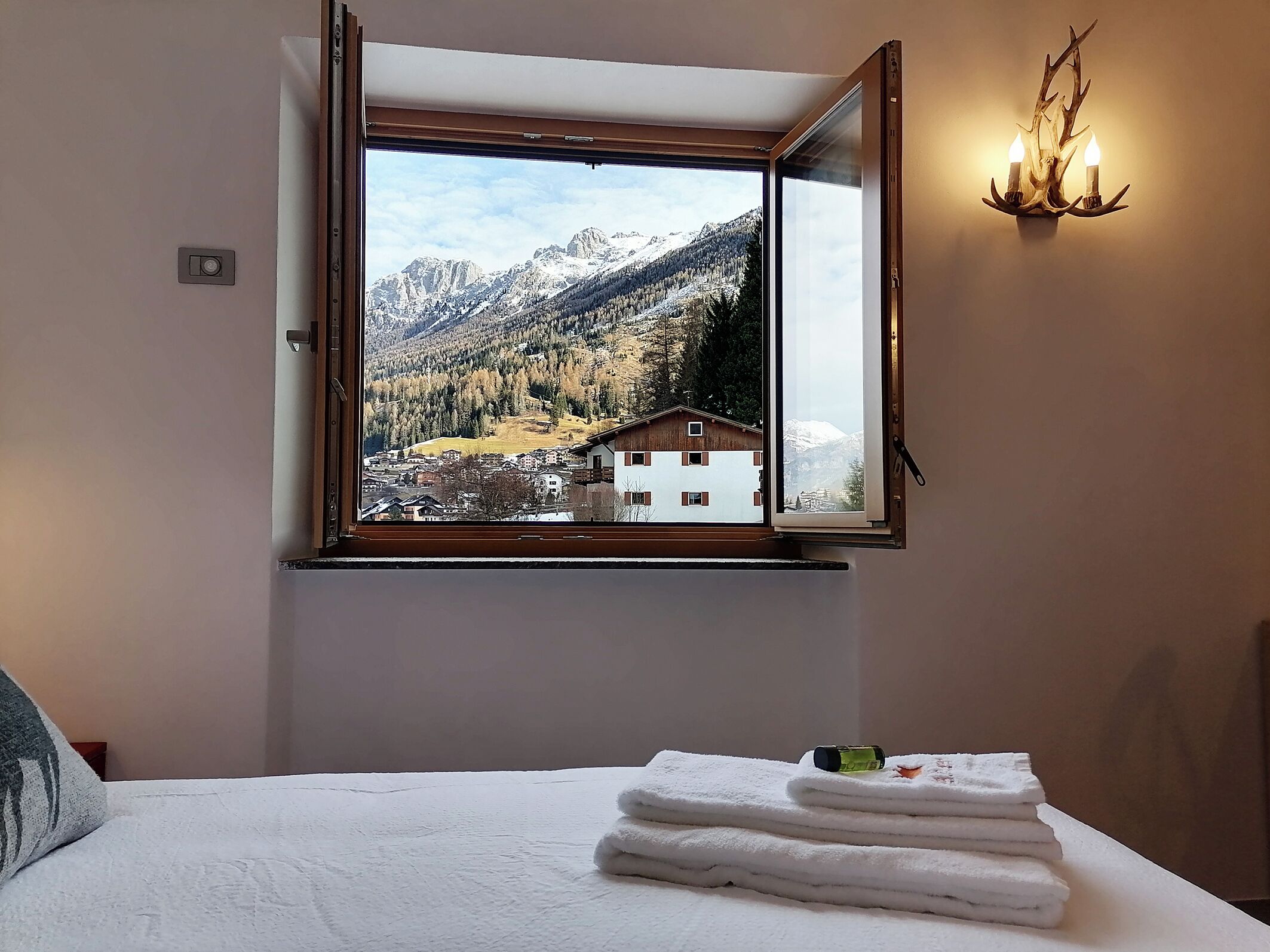 2 soverom, strykejern/-brett, wi-fi (inkludert) og sengetøy