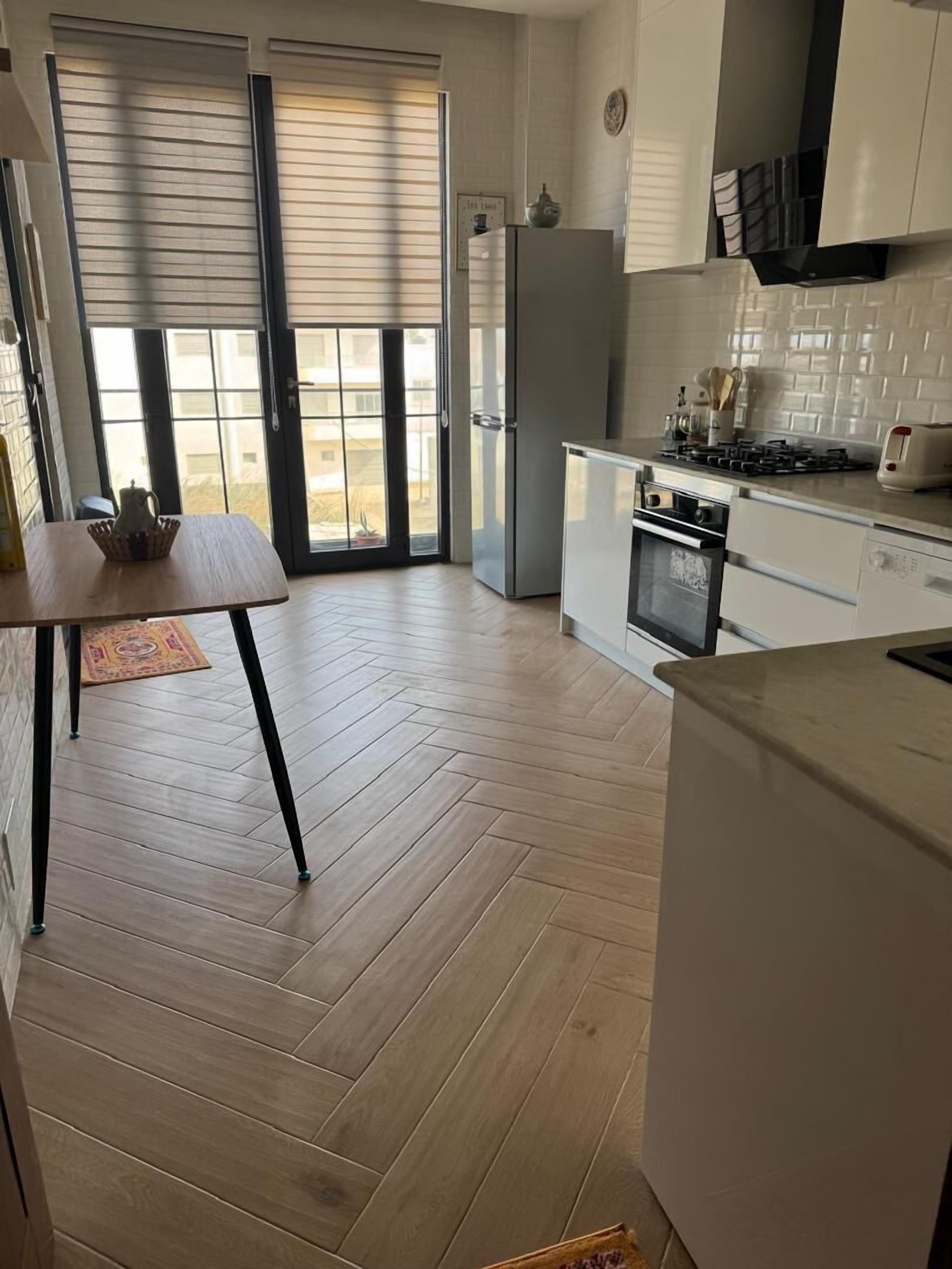 Comfort Apartment, 2 Bedrooms, Air conditioning, Sea View | Private kitchen