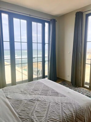 Comfort-Apartment, 2 Schlafzimmer, Küche, Meerblick | Verdunkelungsvorhänge, Bügeleisen/Bügelbrett, kostenloses WLAN