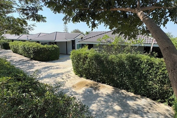 บริเวณภายนอก