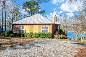 Exterior - New! Daydream Believer is a 4BR, 2.5BA Lake Martin home that is PET FRIENDLY! (Dadeville)