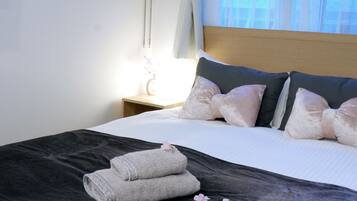 Free WiFi, bed sheets