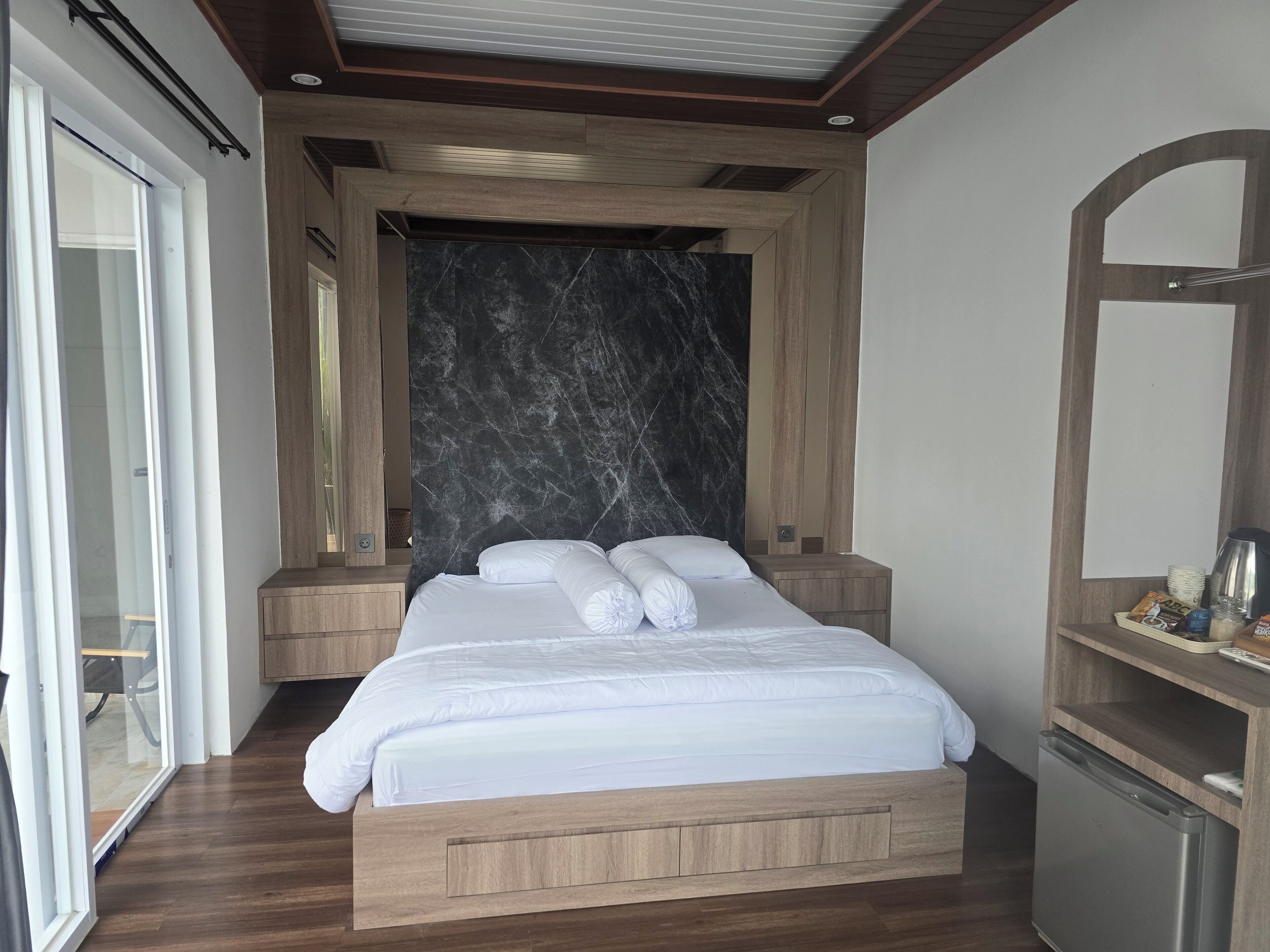 Habitación doble | Escritorio y wifi gratis 