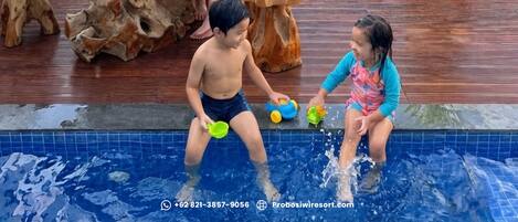 6 indoor pools