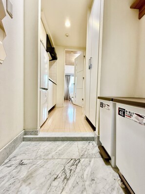 Interior - Close to Kinshicho Station|Excellent access and sightseeing area|Sky Tree can be seen from the room (東京都墨田区太平２−９−５)