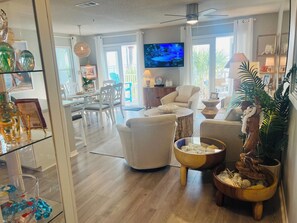 Smart TV, DVD player - Grand Caribbean East 301 Destin - Steps to Crystal Beach at Tarpon Beach Park (Destin)