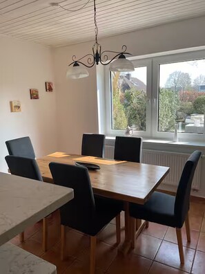 Standard House | Private kitchen - A & B Apartment u. Zimmervermietung eGbR (Tornesch)