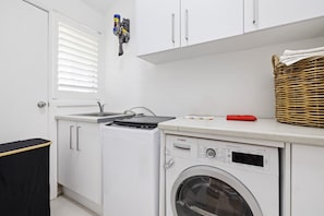 Căn hộ | Phòng tắm | Bồn tắm 