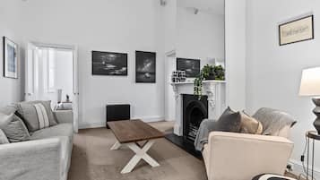 Apartment | Living room