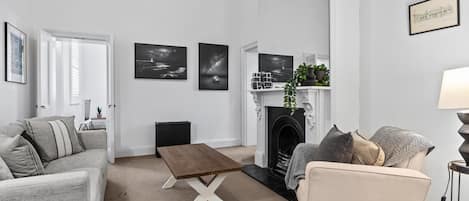 Apartment | Living room