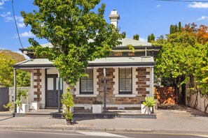 Apartment | Exterior - Heritage Bluestone Home Near Scotch College (Adelaide)