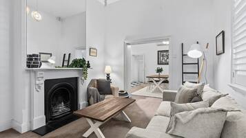 Apartment | Living room