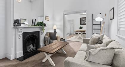 Heritage Bluestone Home Near Scotch College