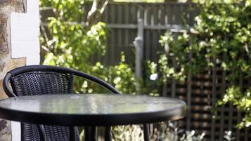 Apartemen | Tempat makan outdoor