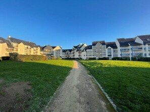 Exterior - Renovated T2 apartment, 5 people, pets allowed, Port Crouesty (Arzon)