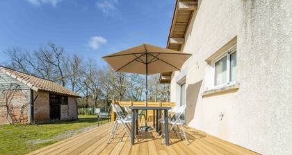 Family house in Mimizan for 12 ppl. between ocean, lake, and forest - Cleaning included