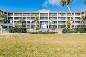 Exterior - Grand Beach Resort Condos (Gulf Shores)