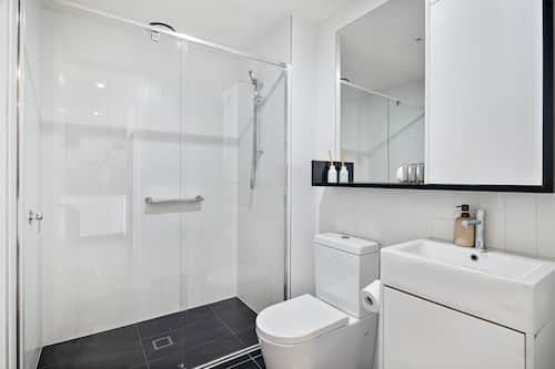 Apartment | Bathroom