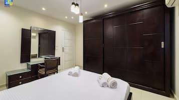 Basic-Apartment | 2 Schlafzimmer, Bügeleisen/Bügelbrett, Bettwäsche