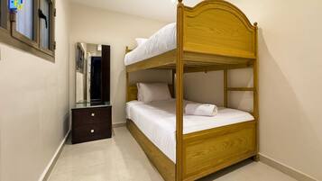 Basic-Apartment | 2 Schlafzimmer, Bügeleisen/Bügelbrett, Bettwäsche