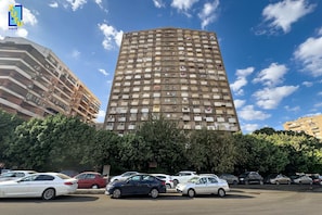 Perushuoneisto | Ulkopuoli