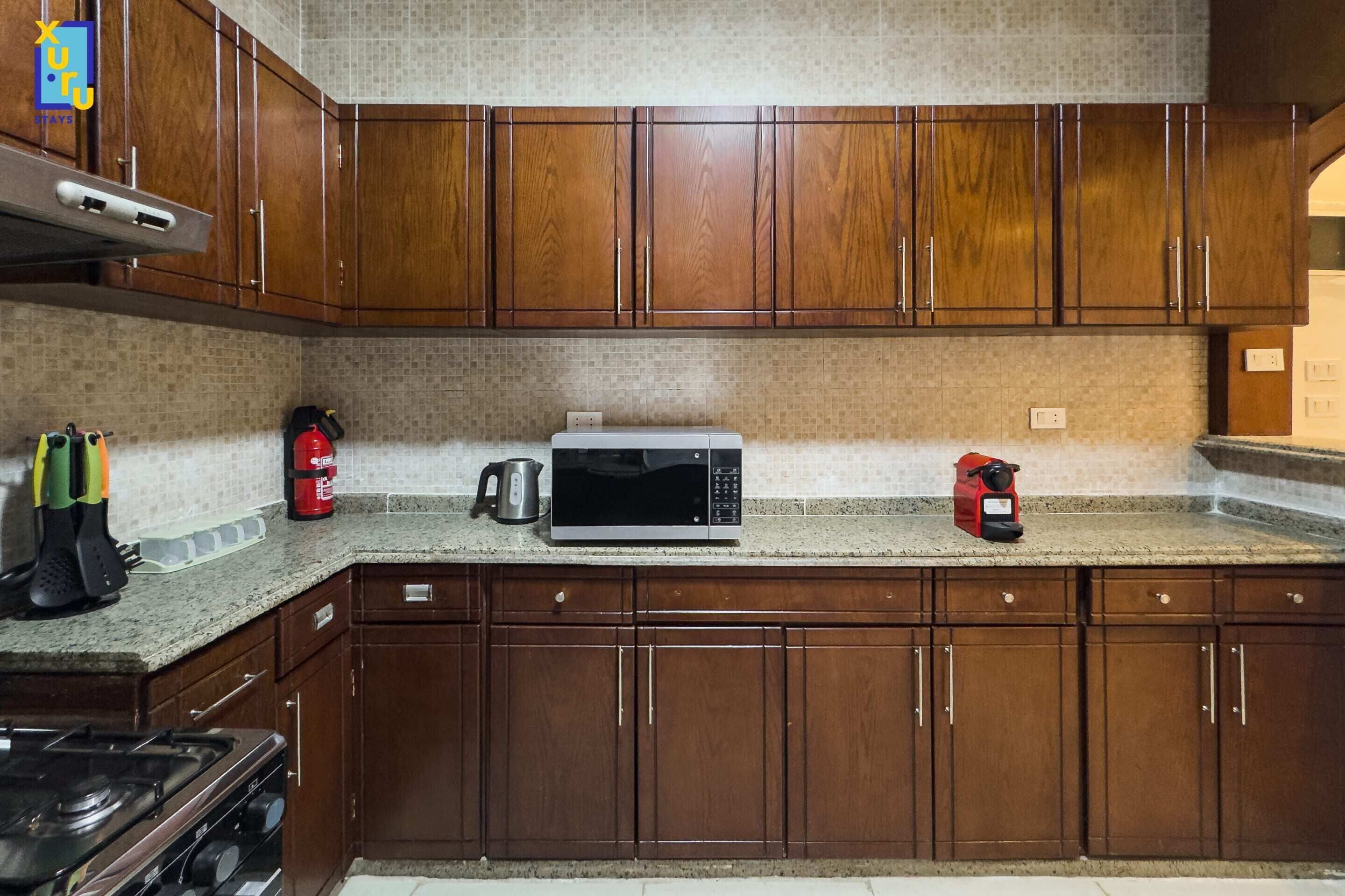 Basic-Apartment | Eigene Küche | Kühlschrank, Mikrowelle, Ofen, Herdplatte