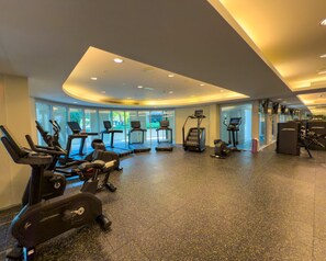 Fitness facility - Durrani Homes - Alluring 5BR with Private Jacuzzi (Dubai)