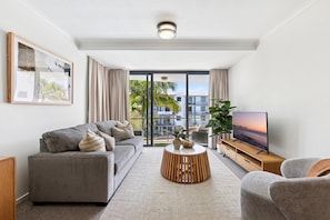 Apartment | Living room