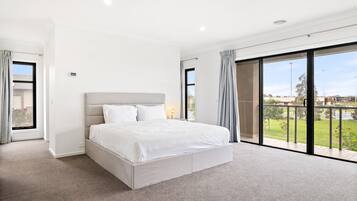 Apartemen | 5 kamar tidur dan seprai linen