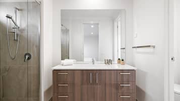 Apartment | Bathroom