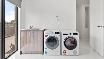 Apartment | Living room