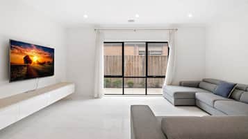 Apartment | Living room