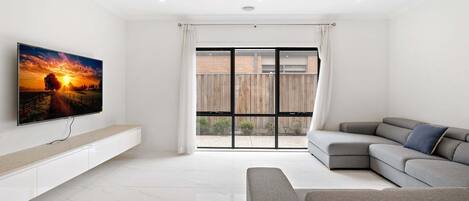 Apartment | Living room