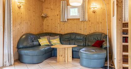 Large Vacation Home Near ski Resort