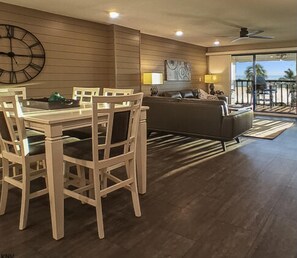 Interior -  Beautiful Condo on private beach! Remodeled, sleeps 4.
Quiet Community. (Fort Myers Beach)