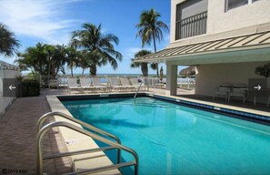 Pool -  Beautiful Condo on private beach! Remodeled, sleeps 4.
Quiet Community. (Fort Myers Beach)