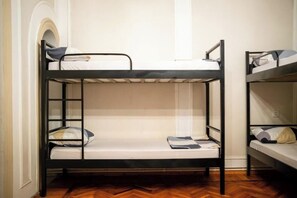 Shared Dormitory | Free WiFi - Flora Hostel Baku (Bakı)