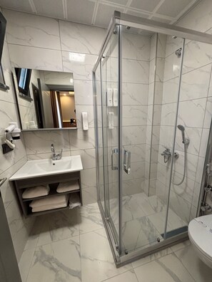 Superior Room, City View | Bathroom - AIRPORT CORNER HOTEL (Trabzon)