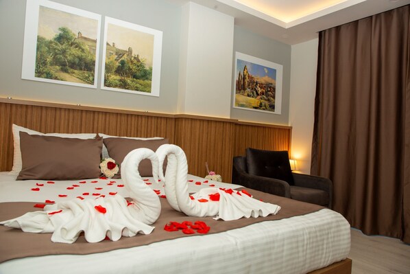 Premium bedding, minibar, free WiFi, bed sheets - AIRPORT CORNER HOTEL (Trabzon)