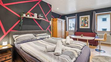 1 Schlafzimmer, Zimmersafe, Bügeleisen/Bügelbrett, kostenloses WLAN