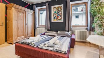 1 bedroom, in-room safe, iron/ironing board, free WiFi