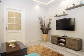 Interior - Hanan Residence - 01 - 3BR Der Ghbar (Amman)