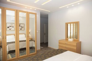 3 bedrooms, iron/ironing board, WiFi, bed sheets - Hanan Residence - 01 - 3BR Der Ghbar (Amman)