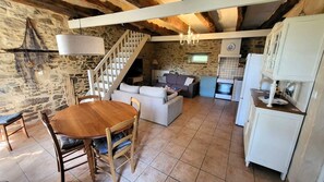 Télévision, table de tennis de table