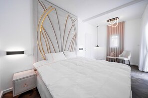 4 slaapkamers, een strijkplank/strijkijzer, gratis wifi