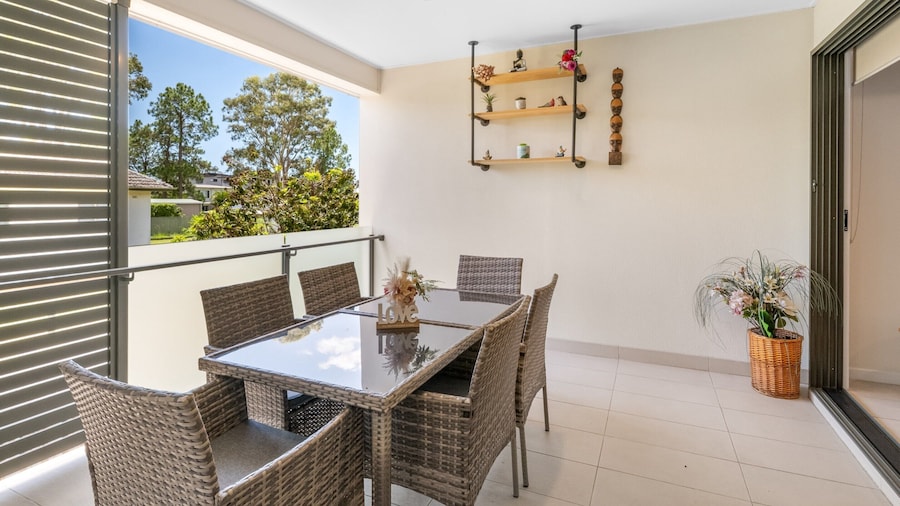 Close to Airport, Cafes, Train & Boondall Wetlands